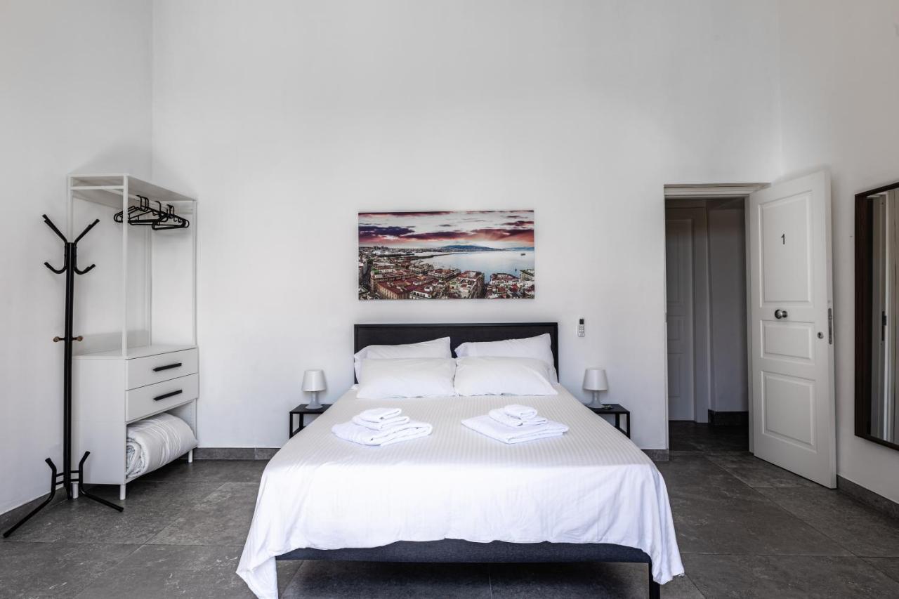 La Bella Vita Luxury Apartament And Travel Solution Neapel Exterior foto