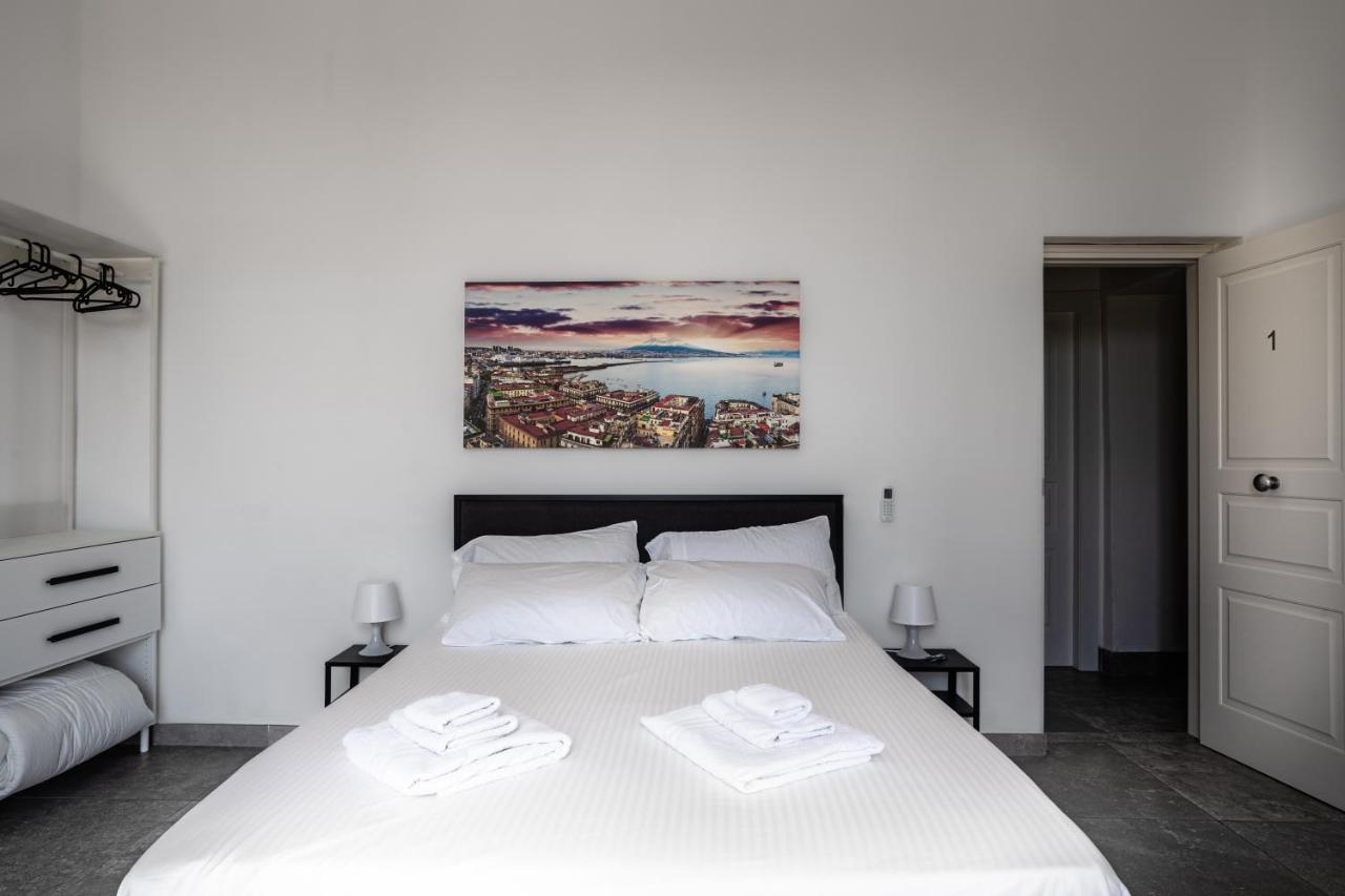La Bella Vita Luxury Apartament And Travel Solution Neapel Exterior foto