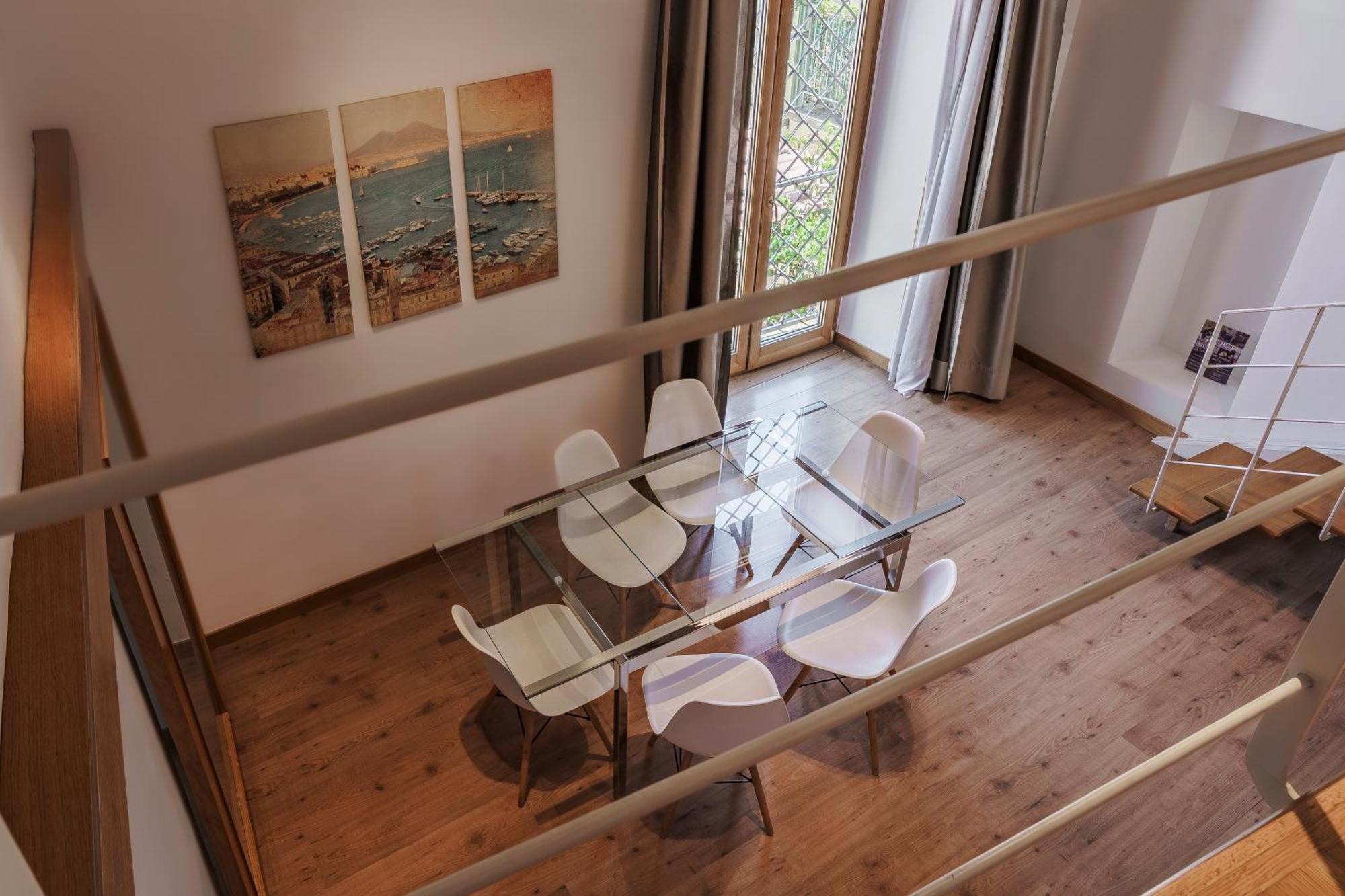 La Bella Vita Luxury Apartament And Travel Solution Neapel Exterior foto