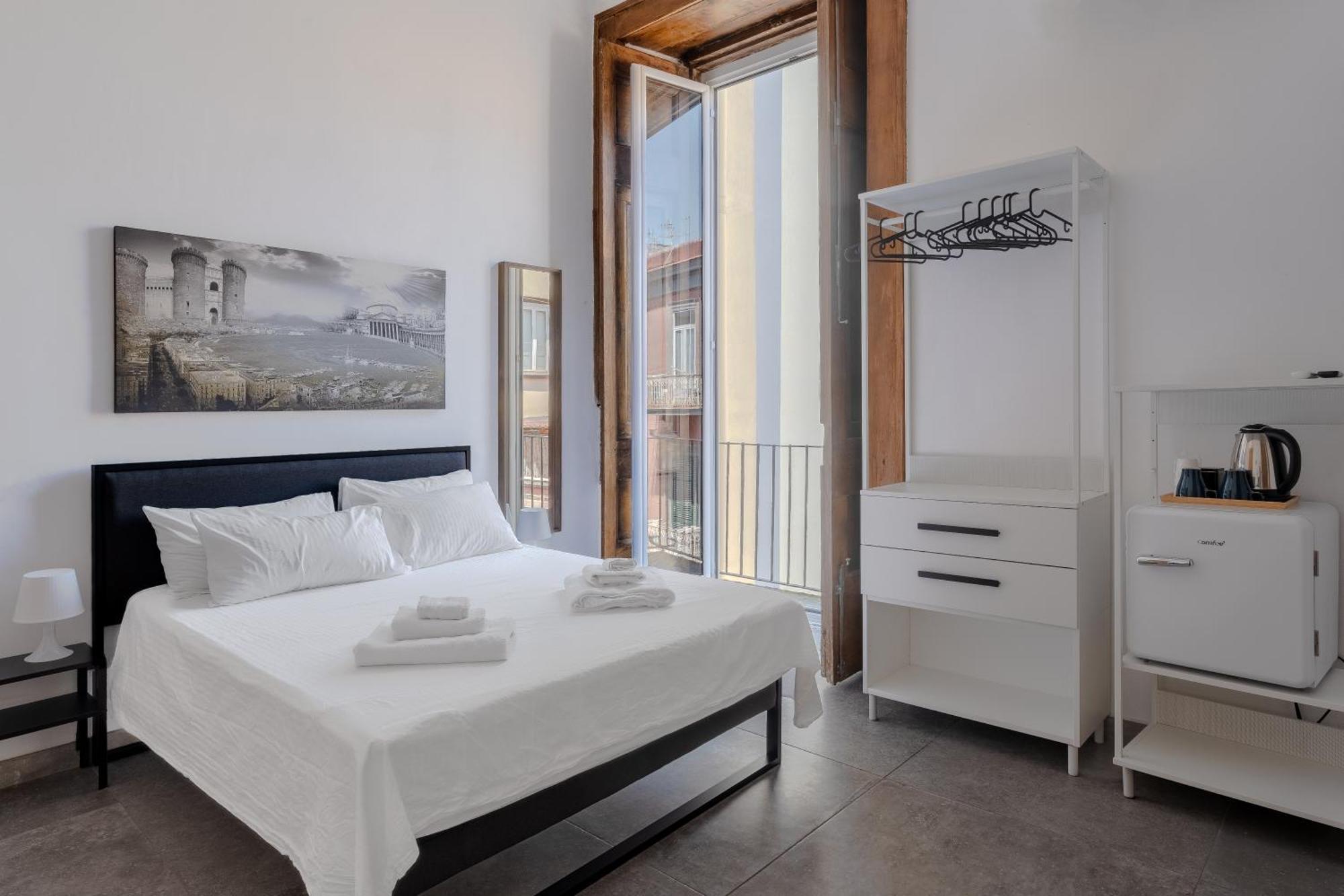 La Bella Vita Luxury Apartament And Travel Solution Neapel Exterior foto